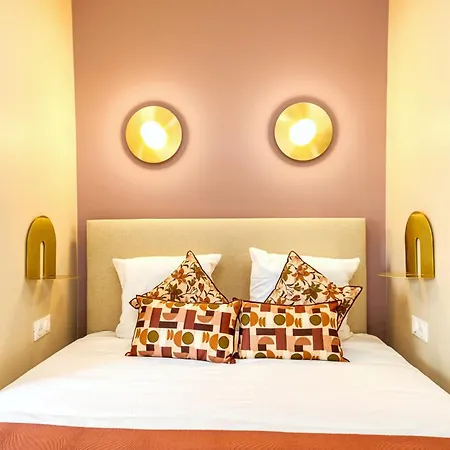 Апартаменты Cozy And Well Arranged - Pereire
