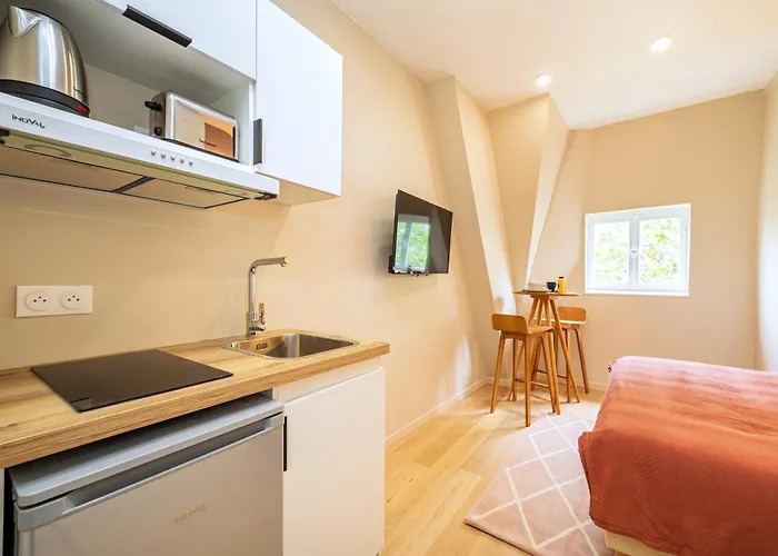 Cozy And Well Arranged - Pereire Appartement Parijs