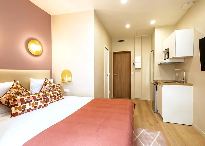 Cozy And Well Arranged - Pereire 巴黎